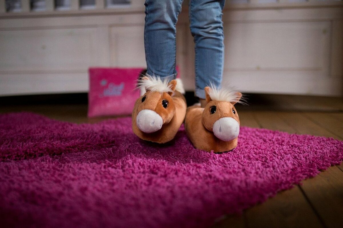 Bild 1 von Nici Haflinger Leotie Plüsch Hausschuhe in Pferde-Form, Braun