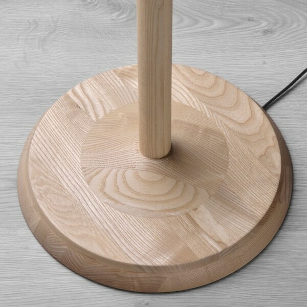 Bild 2 von KINNAHULT  Standleuchte, Esche/weiß 150 cm