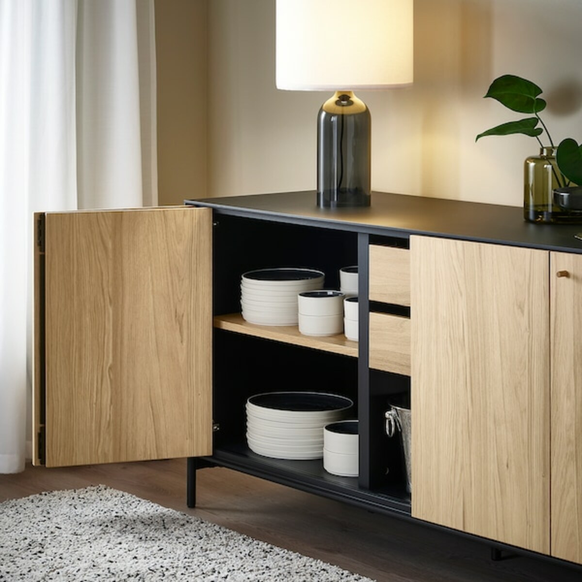 Bild 2 von BOASTAD  Sideboard, schwarz/Eichenfurnier 161x52x75 cm