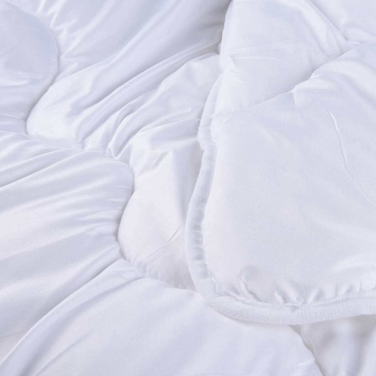 Bild 4 von Premium Steppbettdecken Set mit Kopfkissen 135 x 200cm