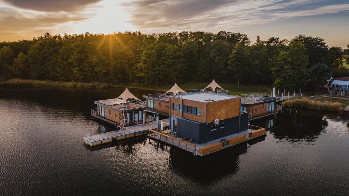 Deutschland Gräbendorfersee Floating House von LidlReisen ansehen!