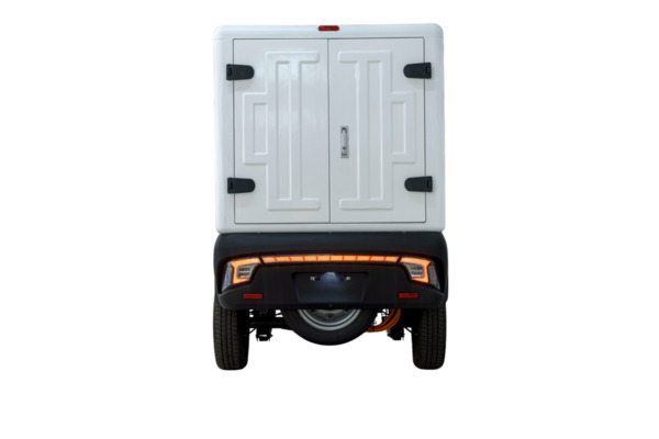 Bild 4 von STORMBORN L8C Cargo Kabinenfahrzeug weiß - 206ah