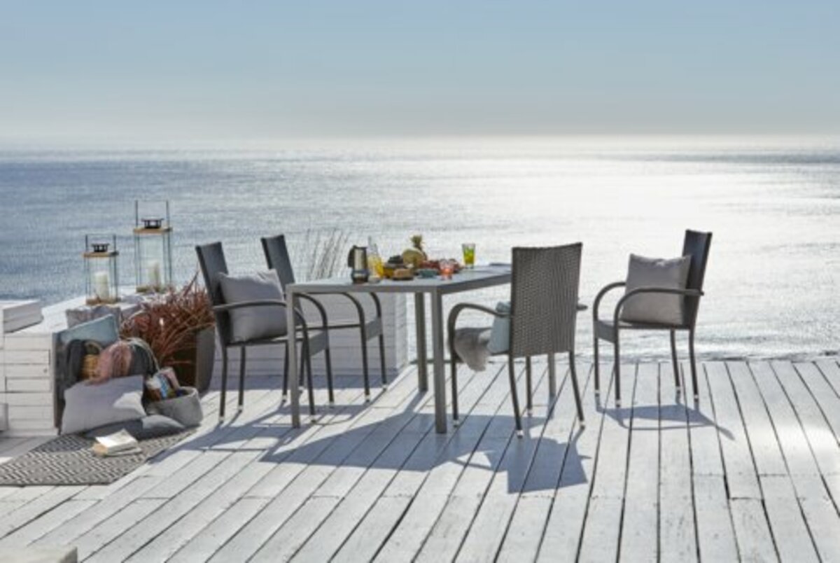 Bild 4 von Stapelstuhl GUDHJEM schwarz