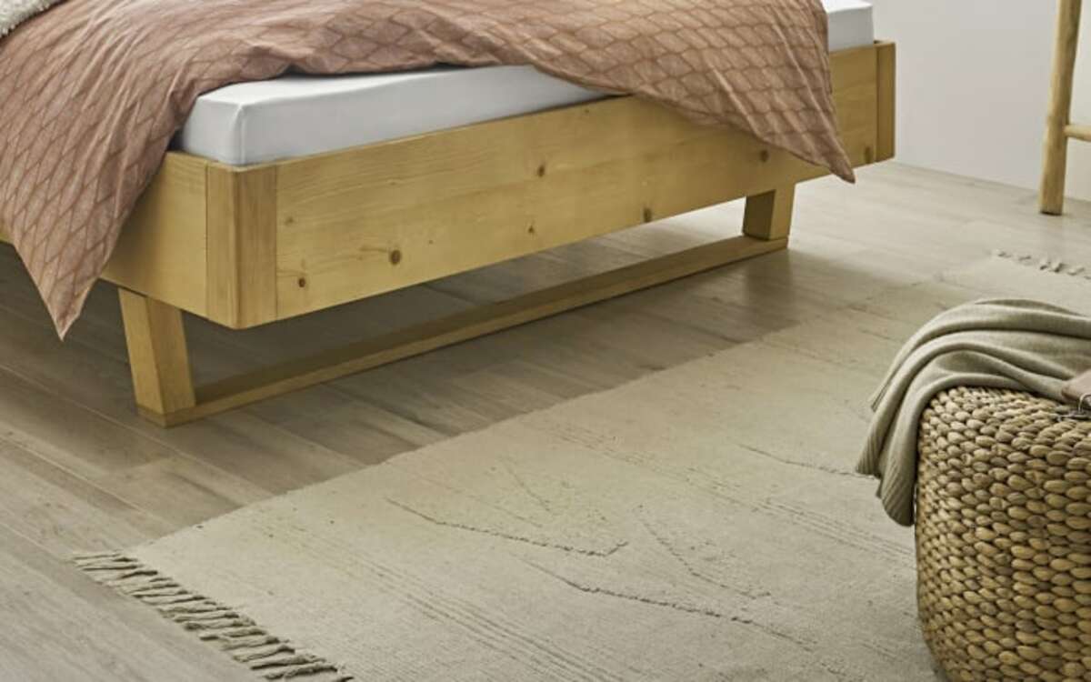 Bild 4 von Massivholzbett Andria, Fichte massiv, 140 x 200 cm