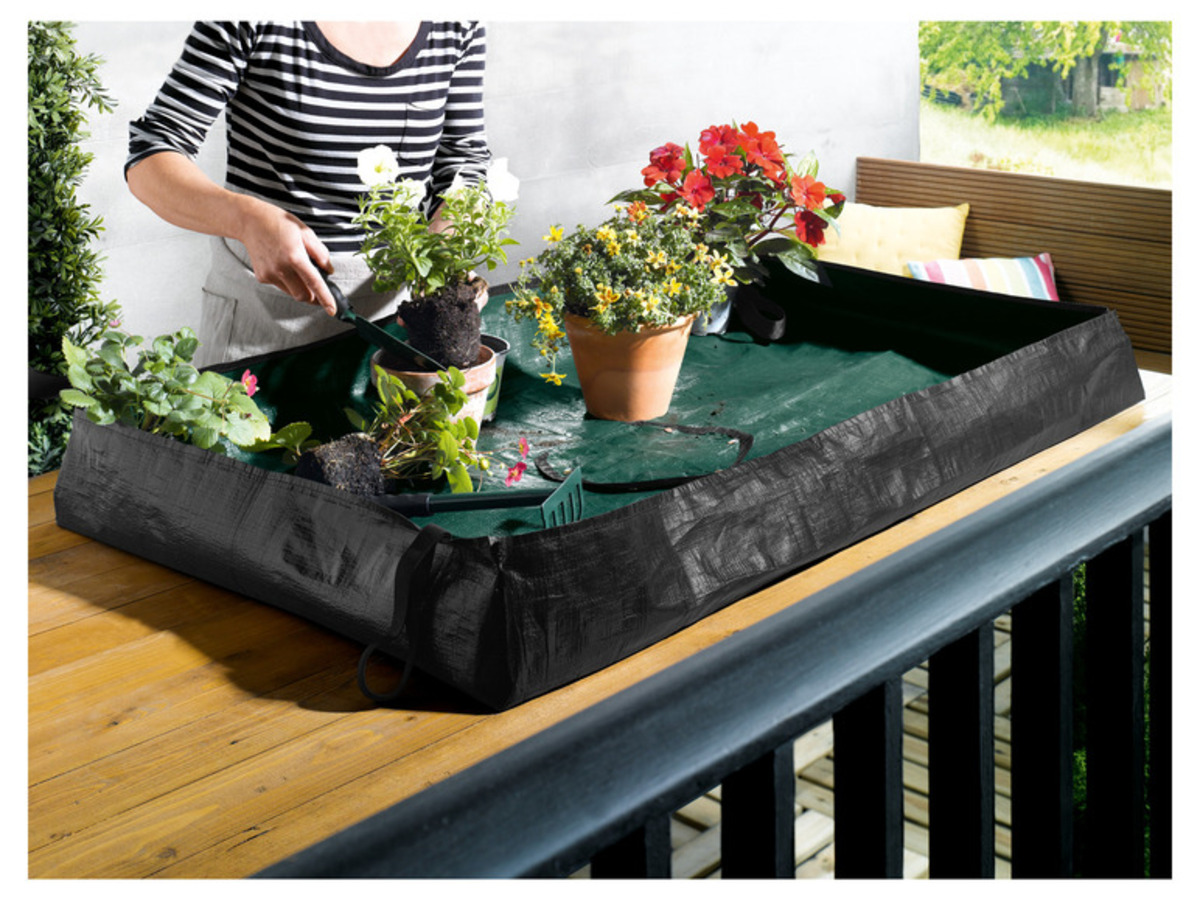 Bild 2 von PARKSIDE® Pflanzmatte, L 100 x B 150 cm, reißfest, wasserabweisend, 
         1.5-m²