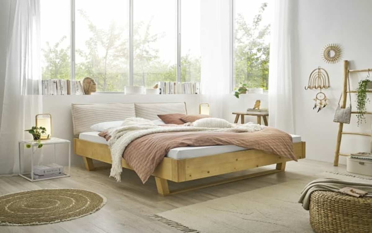 Bild 1 von Massivholzbett Andria, Fichte massiv, 140 x 200 cm