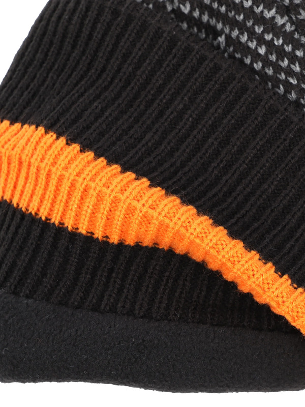 Bild 3 von Herren Strickmütze  mit farbigem Highlight
                 
                                                        Schwarz