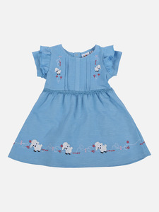 Babykleid mit Stickerei und Spitze
                 
                                                        Blau