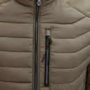 Bild 3 von Herren Hybrid-Steppjacke mit Softshelleinsätzen
                 
                                                        Grün