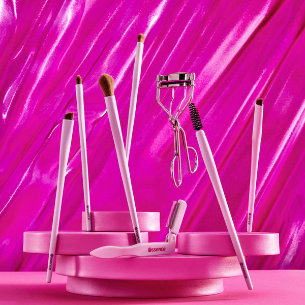 Bild 4 von essence Brow brush 01 Brows on fleek