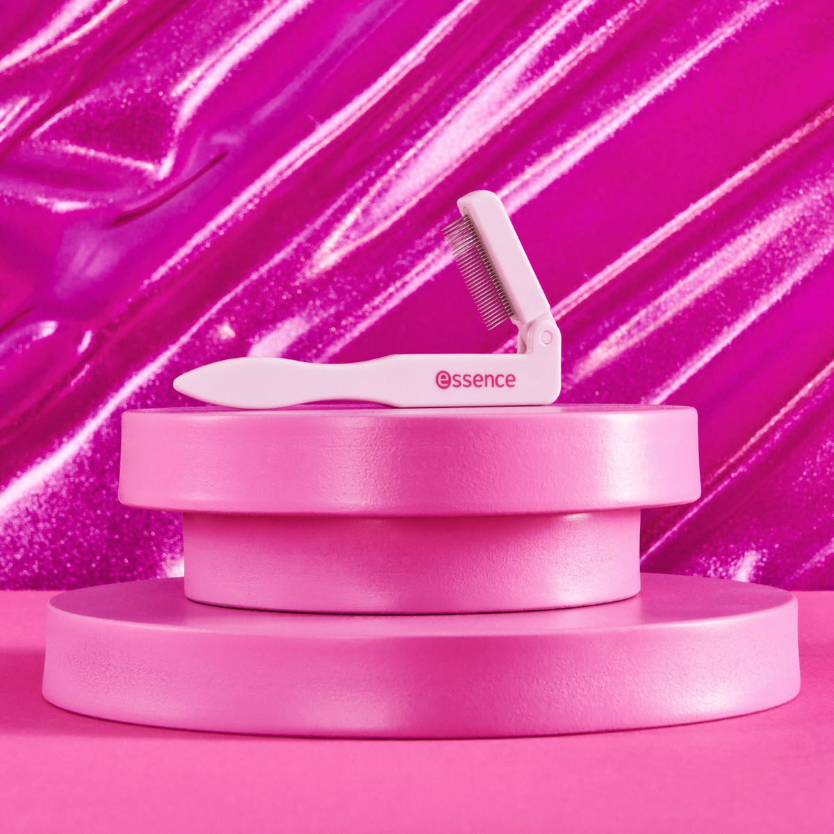 Bild 4 von essence Eyelash comb 01 Define & shine