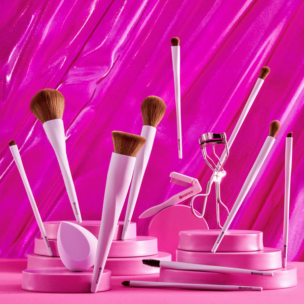 Bild 2 von essence Brow brush 01 Brows on fleek