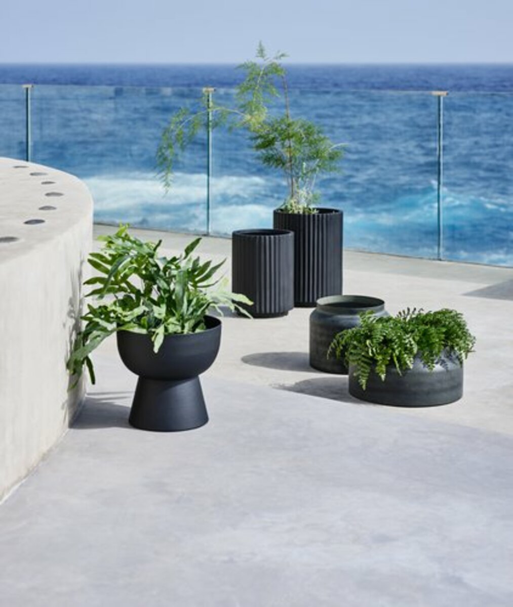 Bild 2 von Pflanzkübel LOMVI Ø30xH30 schwarz