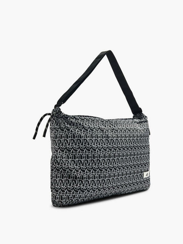 adidas Shopper von Deichmann ansehen!