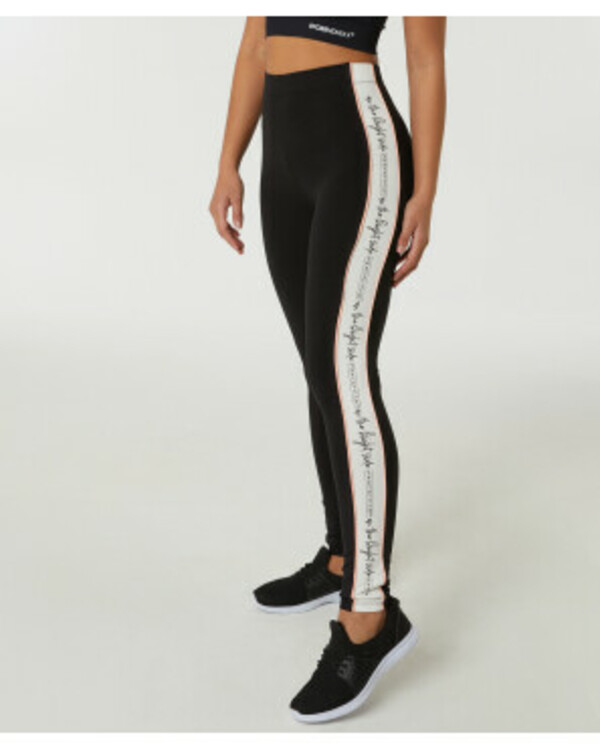 Bild 1 von Sport-Leggings
       
      Ergeenomixx
     
      schwarz