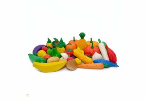 ESTIA Holzspielwaren Spiellebensmittel »großes handgeschnitztes Kaufladenzubehör-Sortiment mit 35 Teilen«, (35 Teile-tlg), einzigartiges Produkt für Kaufladen und Kinderküche