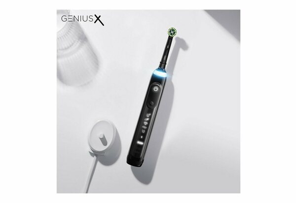 Bild 1 von Oral B Elektrische Zahnbürste Genius X, mit künstlicher Intelligenz & Putztechnikerkennung, visuelle Andruckkontrolle, 6 Putzmodi inkl. Sensitiv, Timer