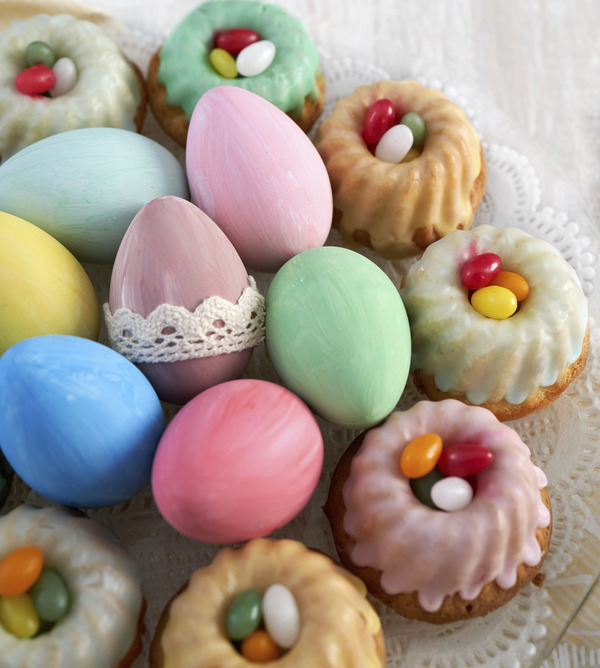 Bild 2 von IDEENWELT Silikon-Backform Osterei