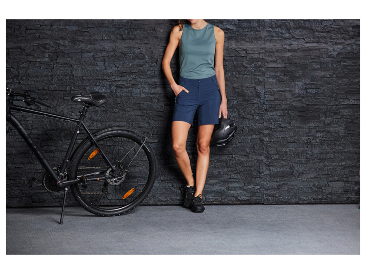 Bild 3 von CRIVIT Damen Funktionsshorts, mit herausnehmbarer Innenhose