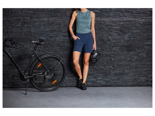 Bild 3 von CRIVIT Damen Funktionsshorts, mit herausnehmbarer Innenhose