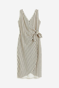 H&M Wickelkleid mit V-Ausschnitt Hellbeige/Gestreift, Alltagskleider in Größe XXL. Farbe: Light beige/striped