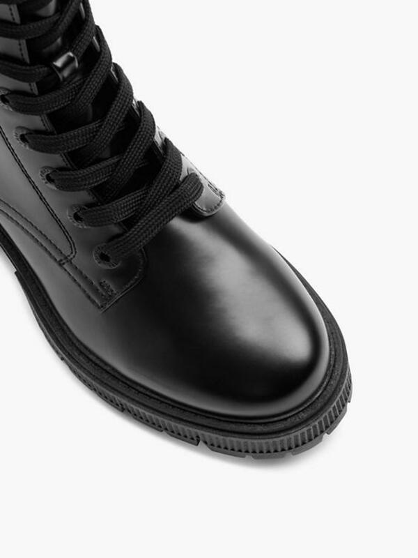 Bild 2 von Esprit Schnürstiefelette