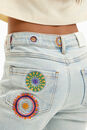 Bild 4 von Flare Jeans Stickereien