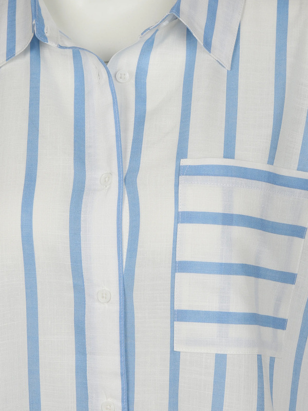 Bild 3 von Damen Bluse im Streifenlook
                 
                                                        Weiß