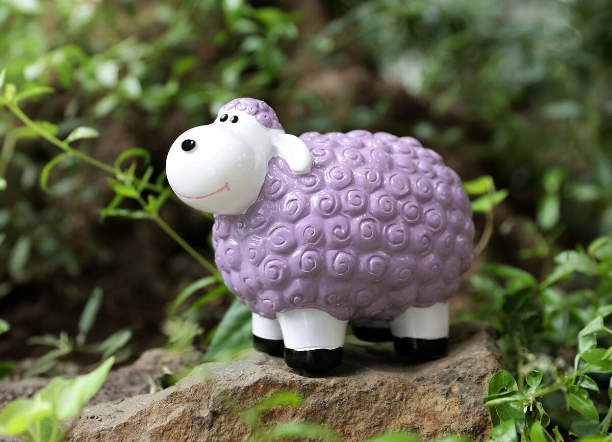 Bild 1 von Dekofigur Mini-Schaf Flieder