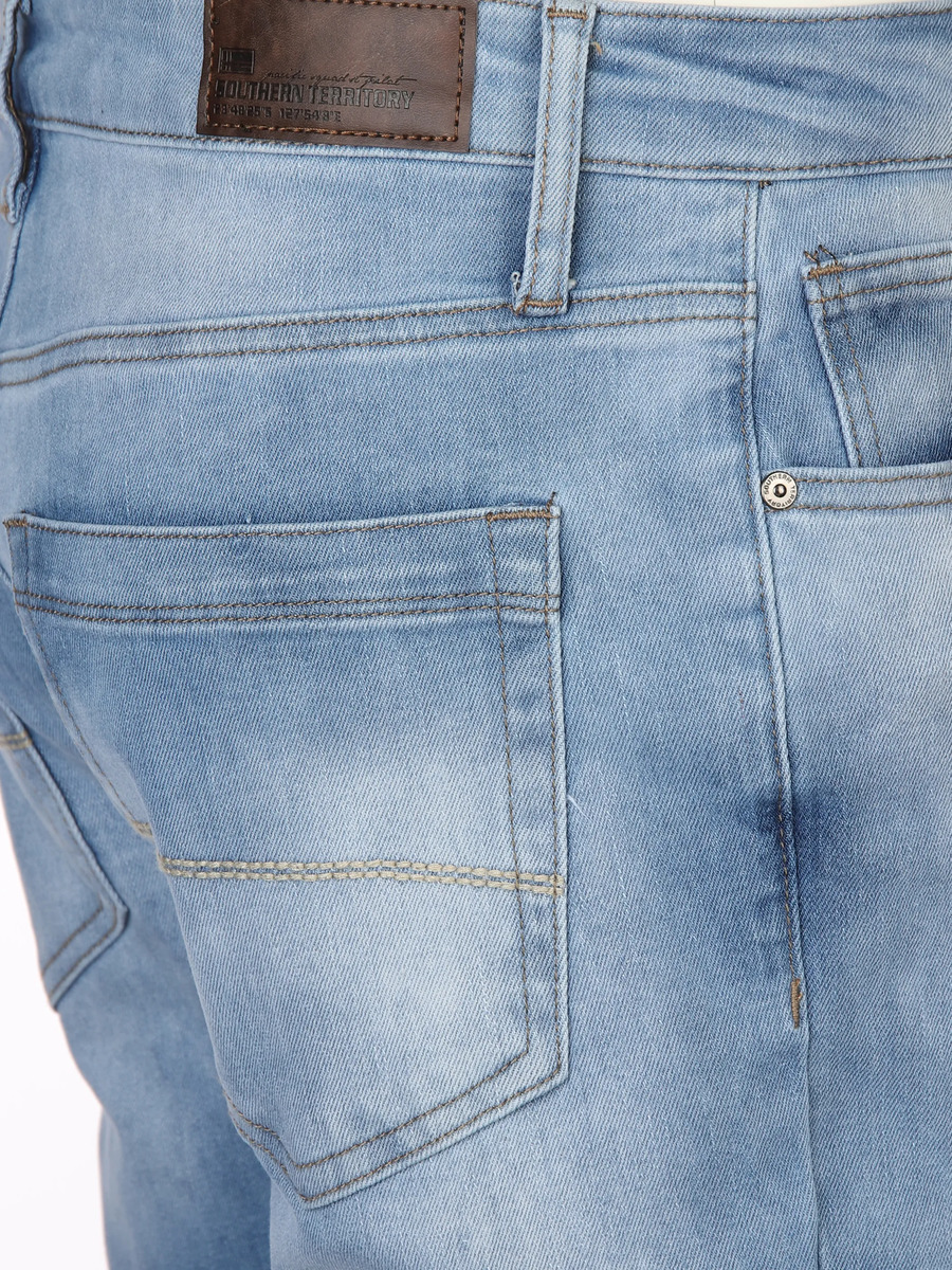 Bild 4 von Herren Jeanshose in hellerer Waschung
                 
                                                        Blau