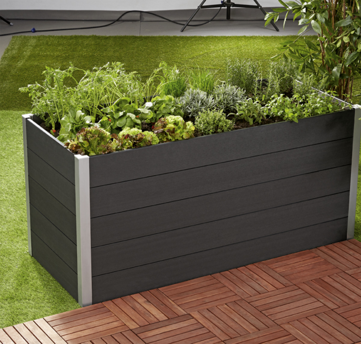 Bild 1 von WPC-Hochbeet