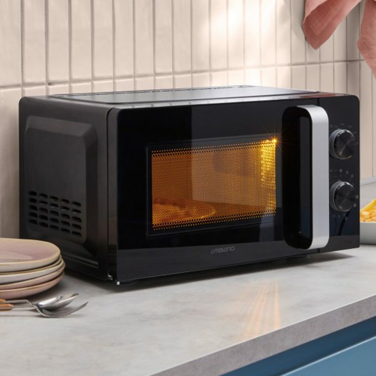 Bild 2 von AMBIANO Mikrowelle