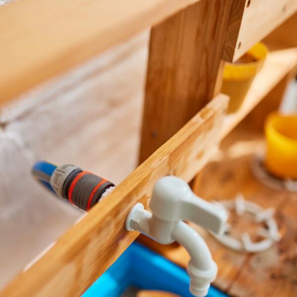 Bild 2 von PLAYLAND Holz-Matschküche