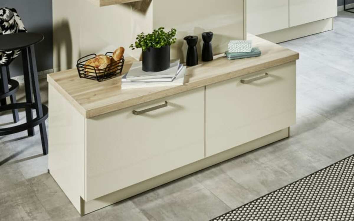 Bild 3 von Impressa - Einbauküche Perfect brillant, creme magnolie Hochglanz, inkl. Blaupunkt Elektrogeräte