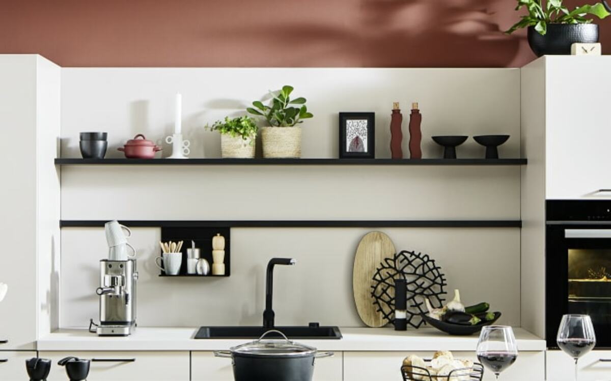 Bild 2 von Einbauküche Top Soft, kaschmir matt, inkl. Neff Elektrogeräte