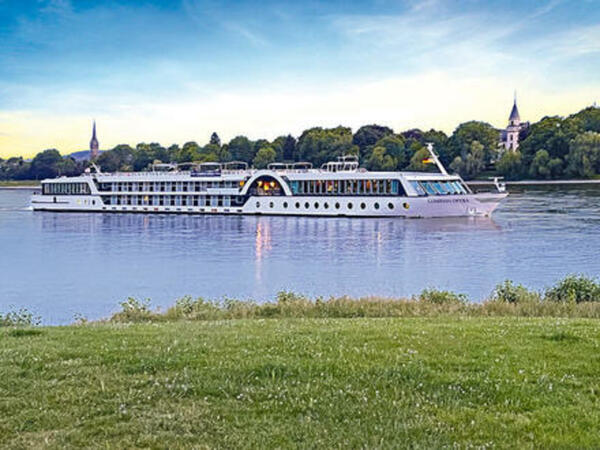 Bild 1 von Kreuzfahrten Mosel & Saar: Flusskreuzfahrt mit der MS COMPASS OPERA ab/an Köln