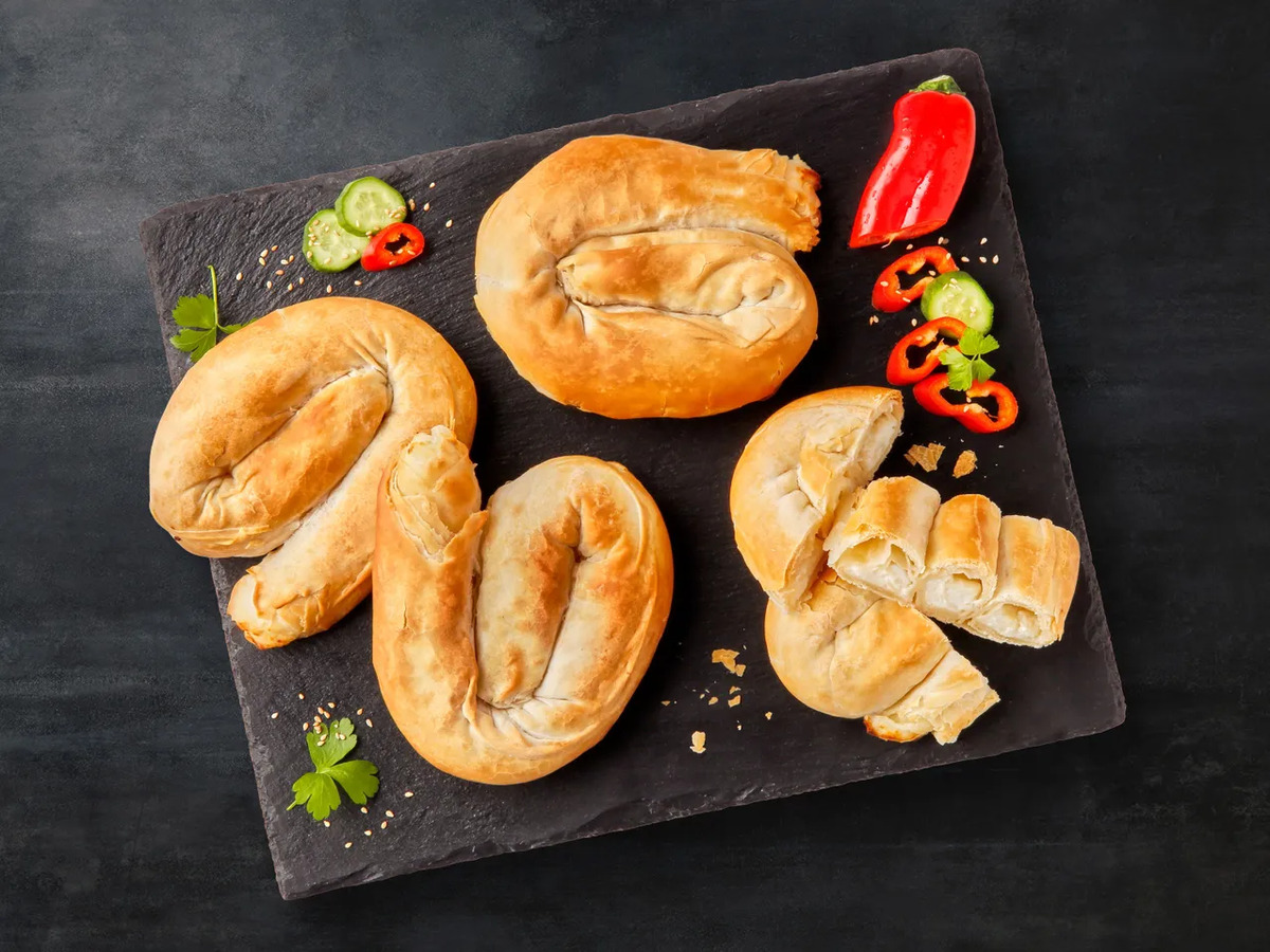 Bild 1 von Burek mit Käsefüllung, 
         Stück