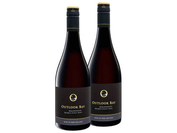 Bild 1 von 2er Weinpaket Outlook Bay Pinot Noir Marlborough Reserve trocken, Rotwein, 
         1.5-l