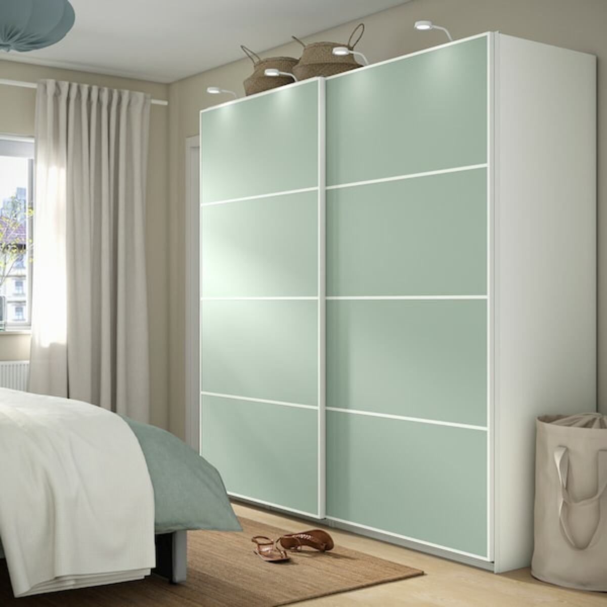 Bild 3 von PAX / MEHAMN  Kleiderschrank mit Schiebetüren, weiß/doppelseitig hellgrün 200x66x201 cm