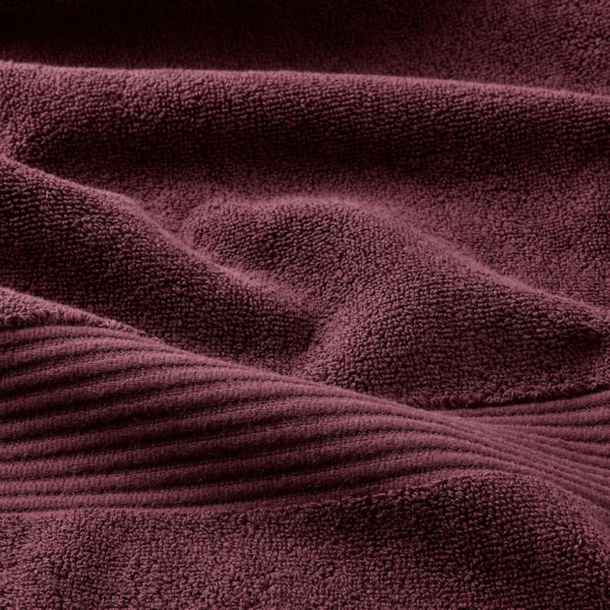 Bild 2 von FREDRIKSJÖN  Handtuch, tiefrot 50x100 cm