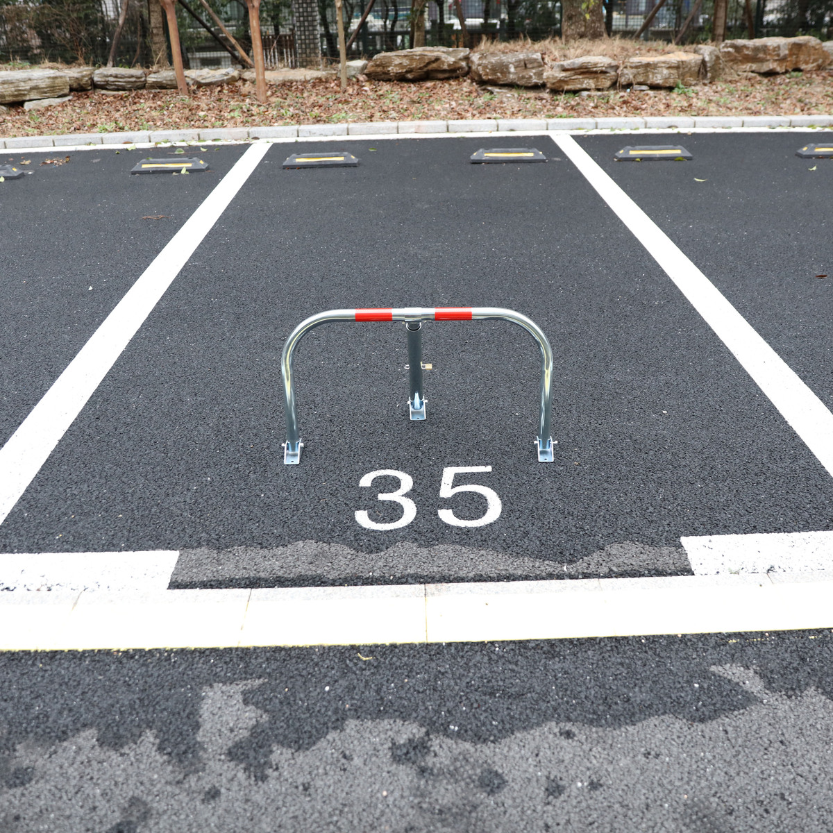 Bild 2 von TECH-CRAFT Parkplatzblockierer Parkplatzsperre klappbar