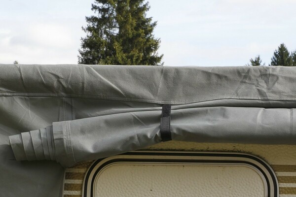 Bild 3 von HC Outdoor Wohnwagen Abdeckplane versch. Größen