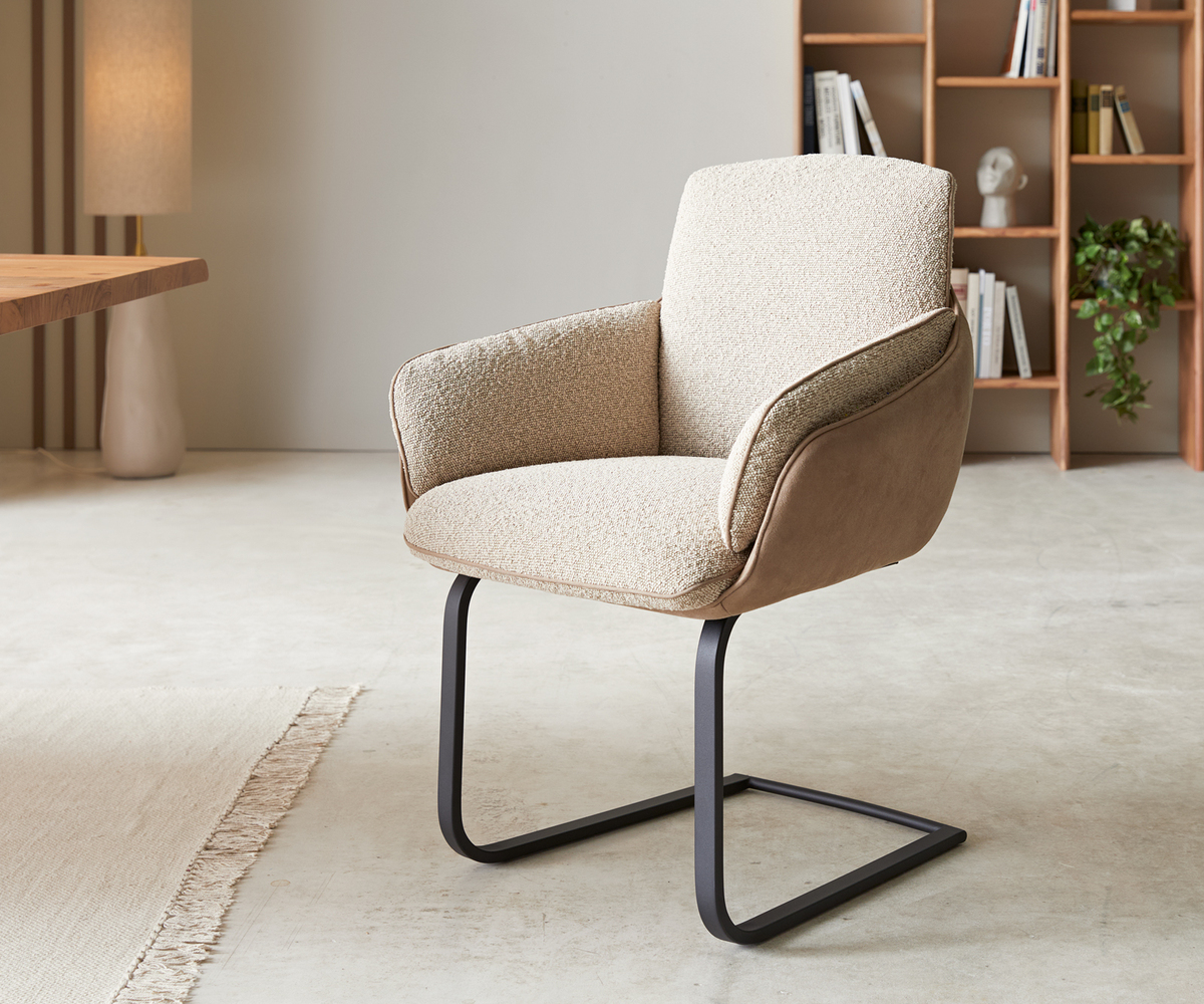 Bild 1 von Freischwinger Luan-Flex mit Armlehnen Materialmix Schlamm Freischwinger flach Schwarz