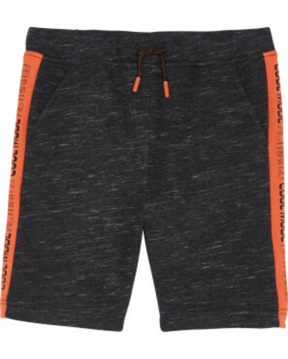 Bild 1 von Sweatshorts mit Seitenstreifen, Y.F.K., Bermudalänge, schwarz/weiß