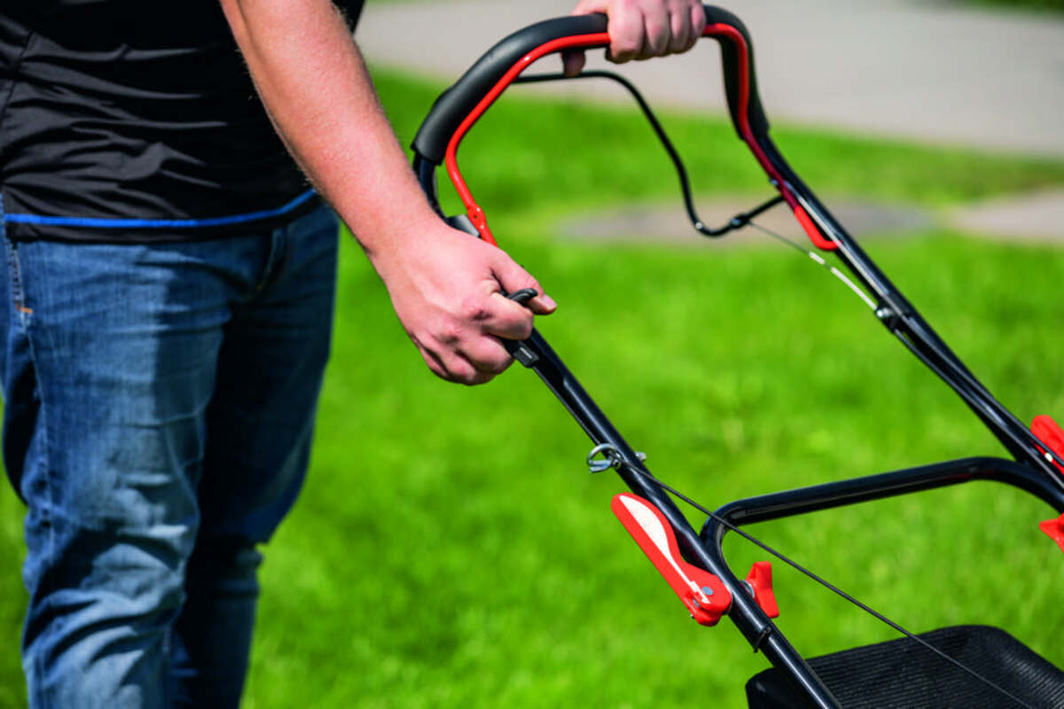 Bild 2 von Scheppach Benzin-Rasenmäher MS225-53E