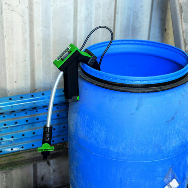 Bild 3 von Powertec Garden Akku-Regenfasspumpe, 12V