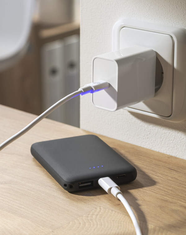 Bild 4 von IDEENWELT Best Basics USB-C-Schnellladegerät