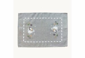 TextilDepot24 Tischdecke »Ostern mit Hasen in grau«, bestickt