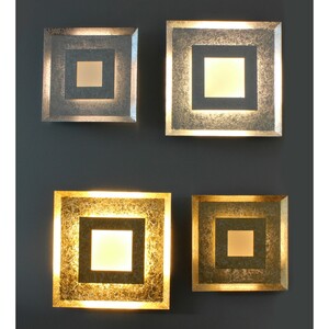 Luce Design LED-Wandleuchte Window Gold 32 cm x 32 cm