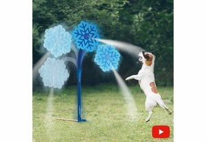 CoolPets Wasserspielzeug »Wassersprüher Coolpets - Hundespielzeug Sprinkler«, Kunststoff, (1-tlg) Benötigt Wasseranschluss (Gartenschlauch)